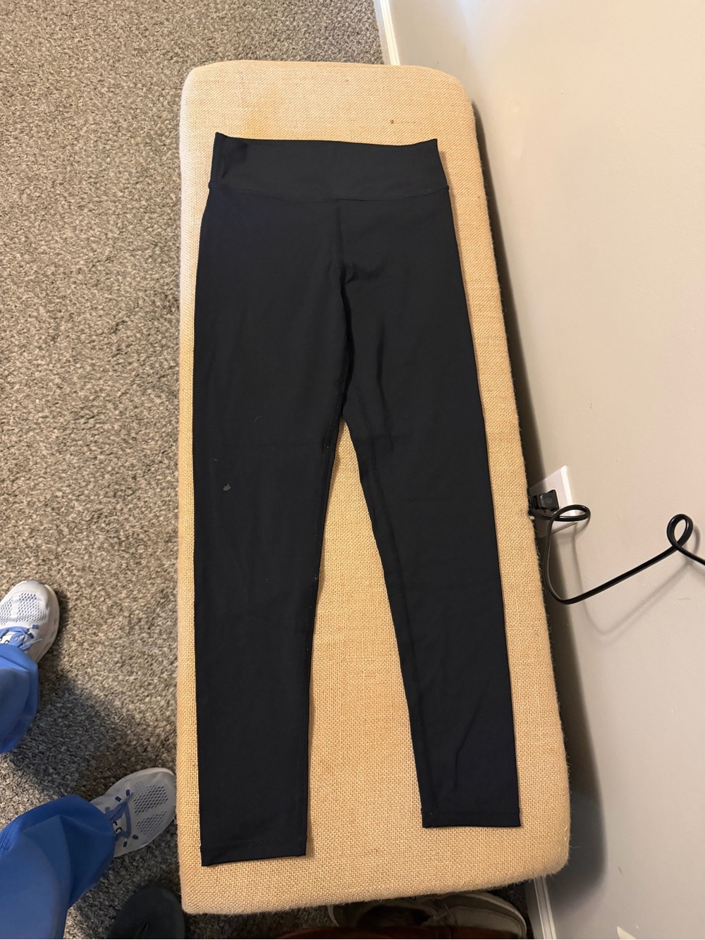 ZYIA Black Leggings with butt scrunched size 6-8